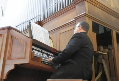 Paróquia Bom Pastor, em Brusque (SC), restaura órgão de tubos e promove celebração