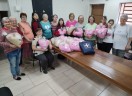 Almofadas do Coração são entregues na Liga Feminina de Combate ao Câncer de Caxias do Sul