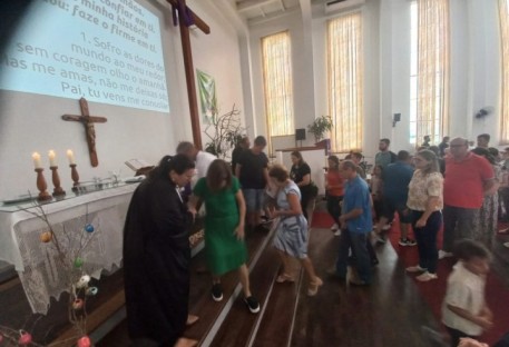 Comunidade Apóstolo Paulo em Estância Velha realiza culto especial da Quaresma