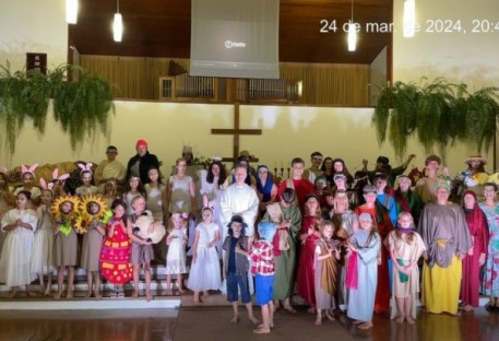 Comunidade Trindade de Ivoti participa de eventos especiais de Páscoa